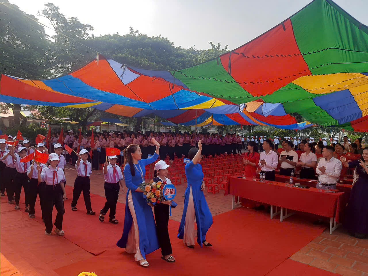 Don HS lop 6_THCS Kim Sơn.jpg