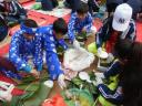 thi goi banh chung.jpg - 